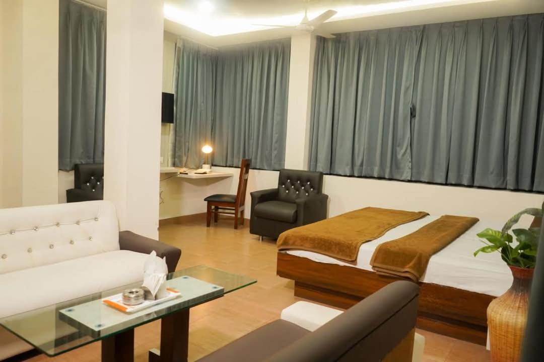 Hotel Alka Palace Durg Exterior photo
